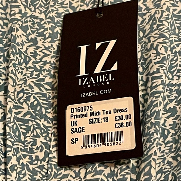 NWT Izabel London Ditsy Floral Flared Sleeve Midi Dress Size 18 - Picture 3 of 7